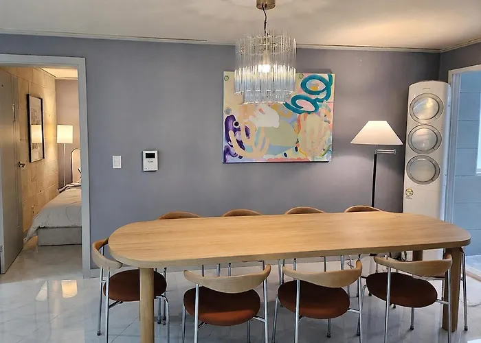 Apartment For My People *